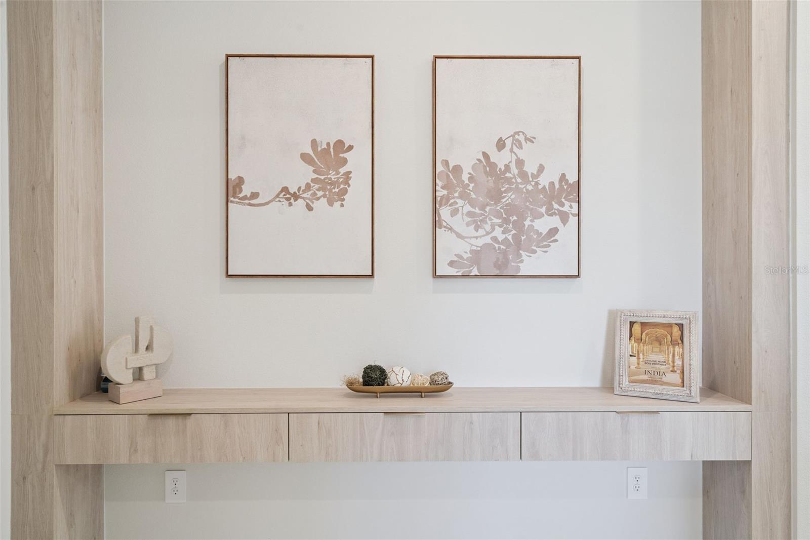 BOULEVARD OAKS AT LADY LAKE - Residential