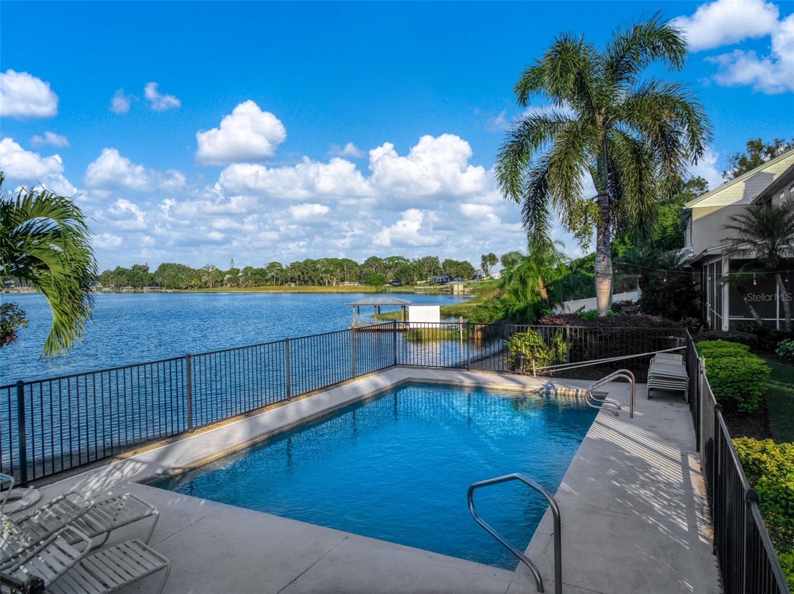 ARBOR COVE - Residential