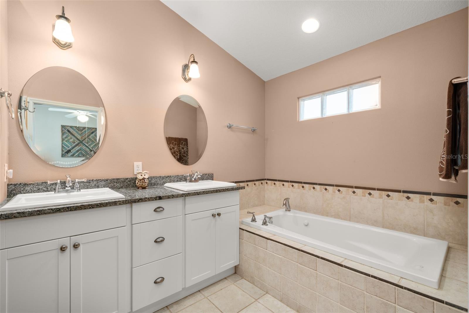 ARBOR COVE - Residential