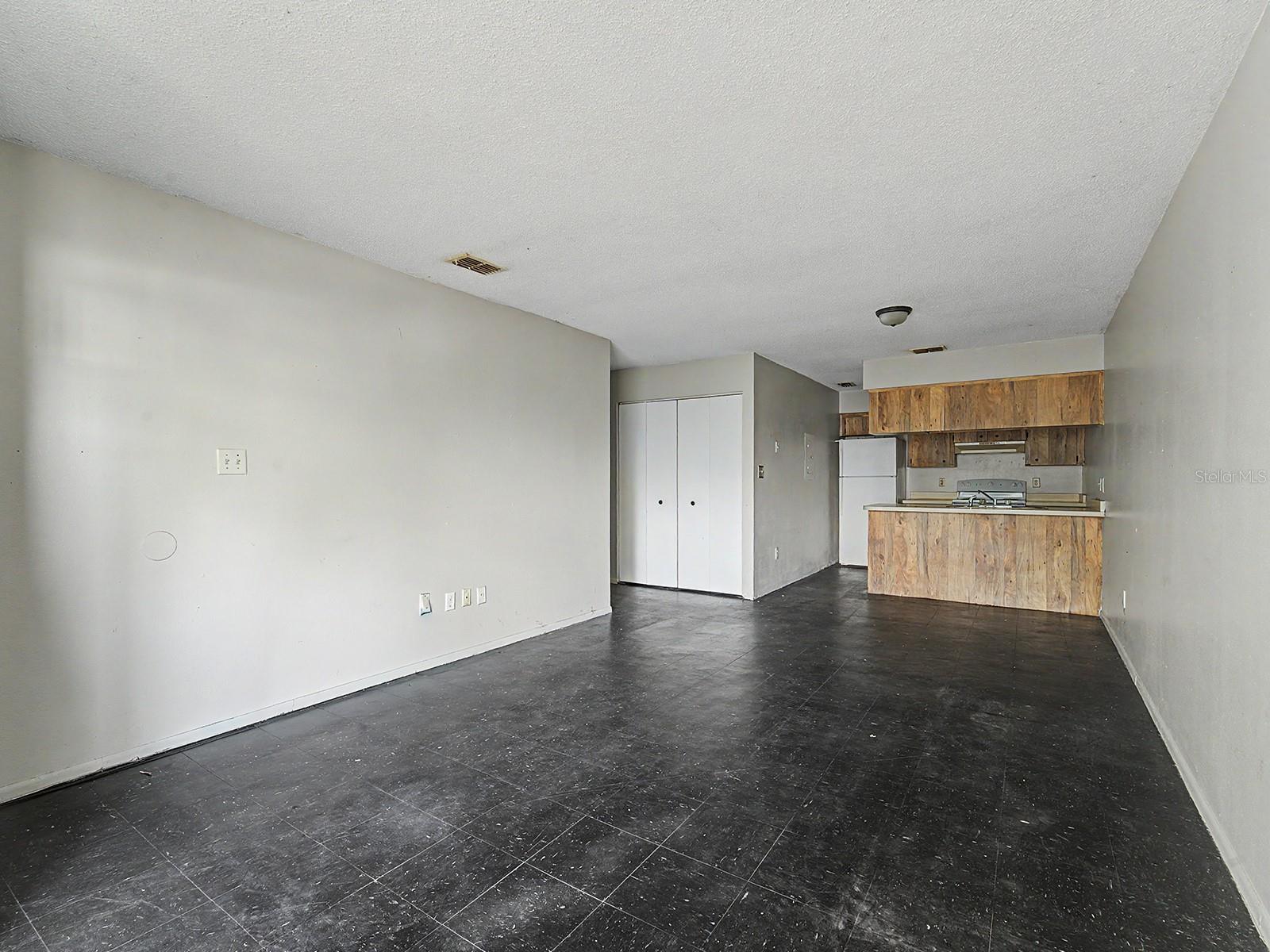 GREENFIELDS 01 - Residential Income