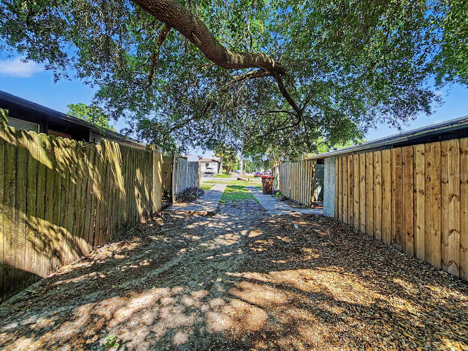 GREENFIELDS 01 - Residential Income