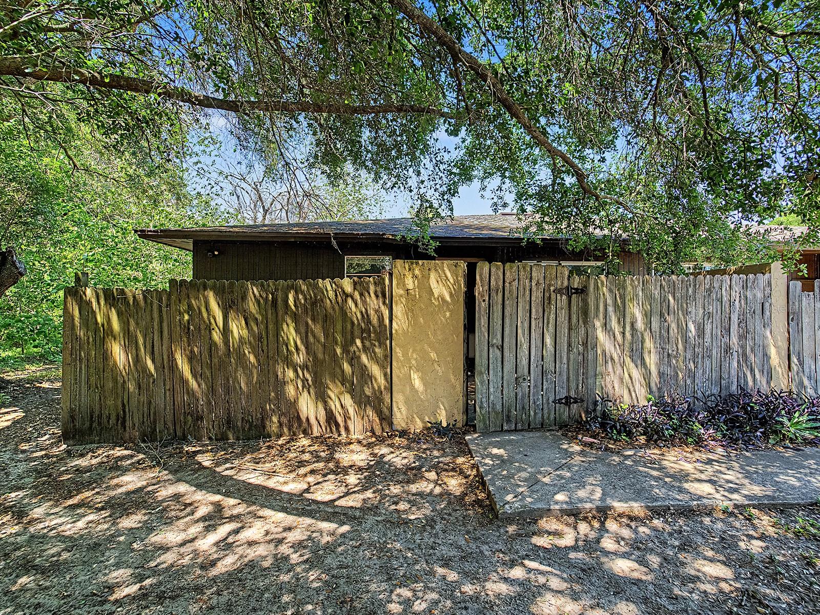 GREENFIELDS 01 - Residential Income