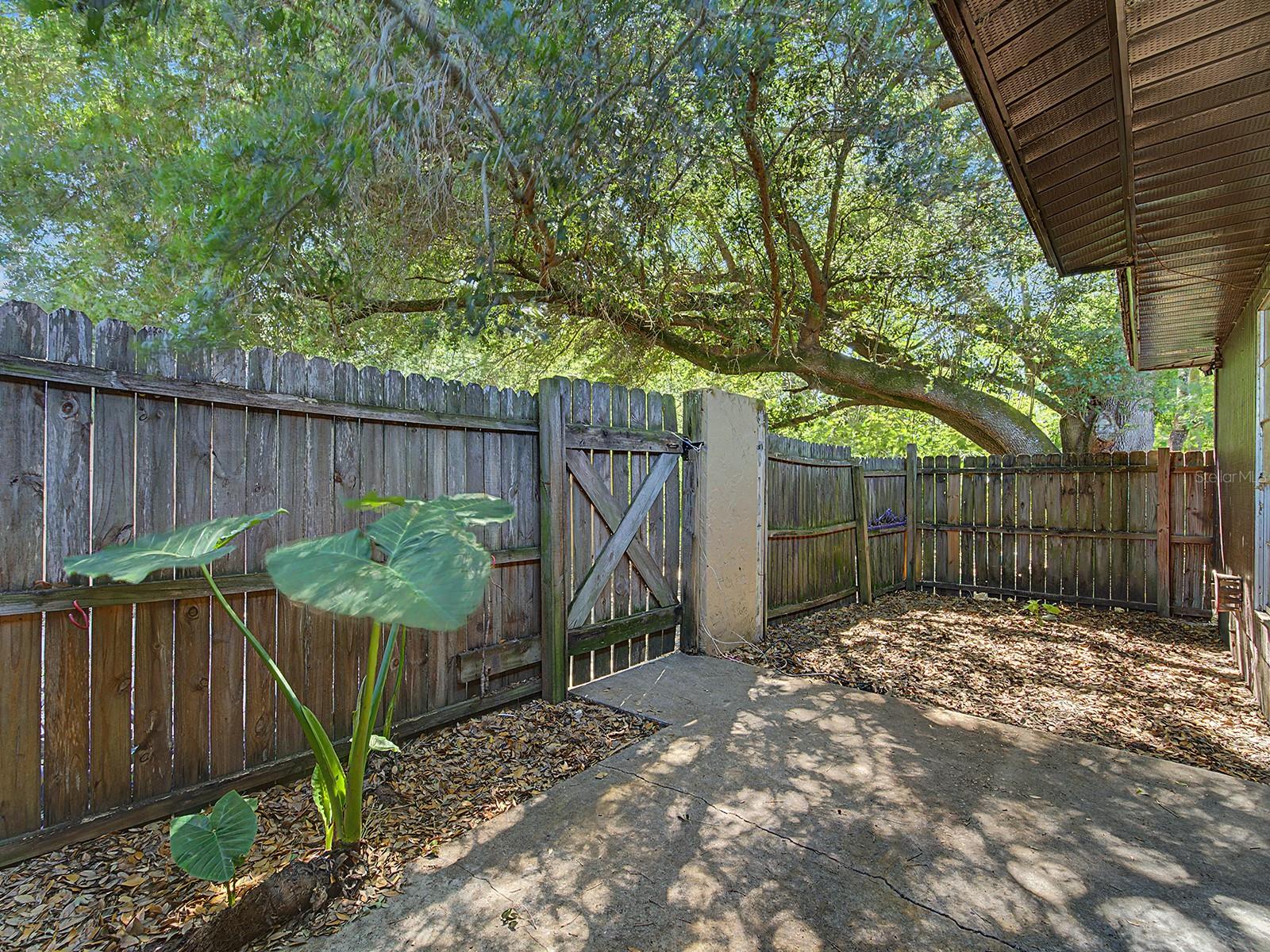 GREENFIELDS 01 - Residential Income