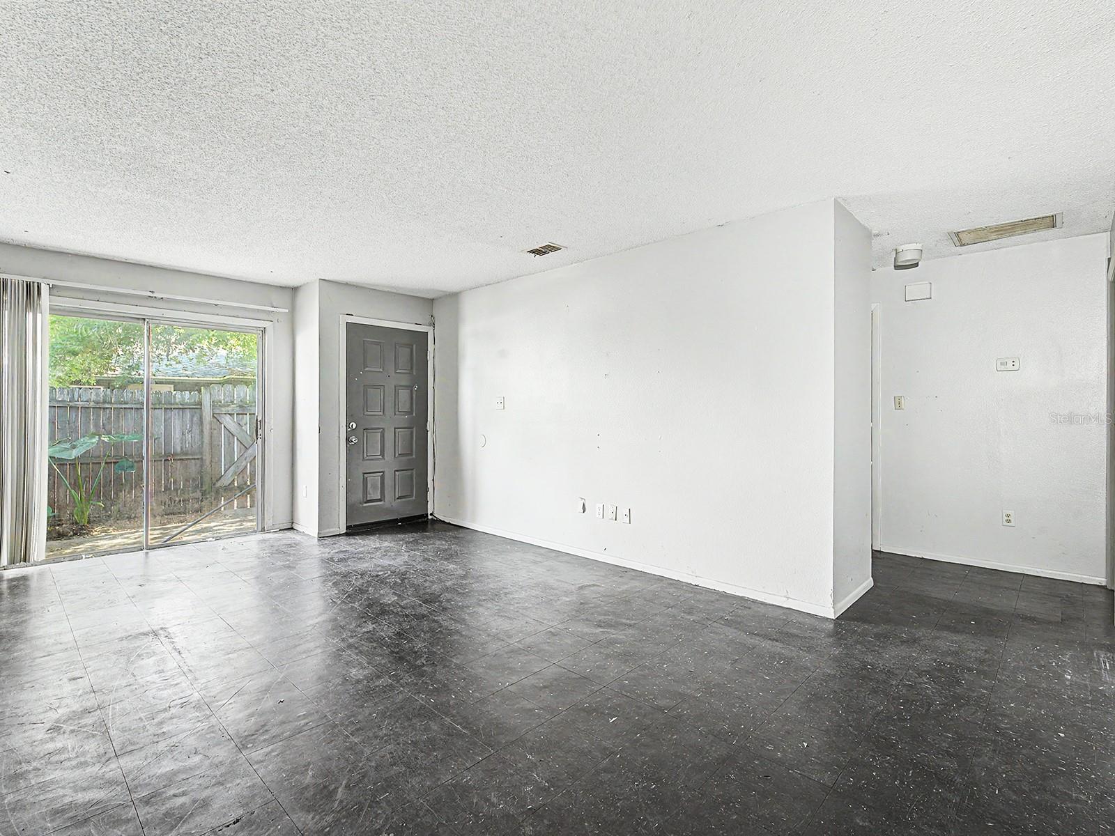 GREENFIELDS 01 - Residential Income