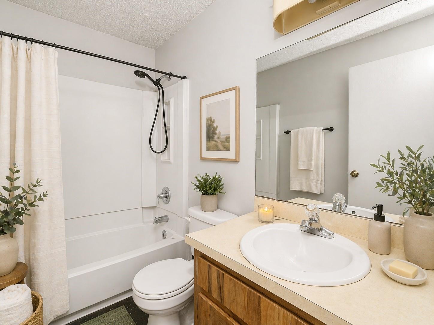 GREENFIELDS 01 - Residential Income