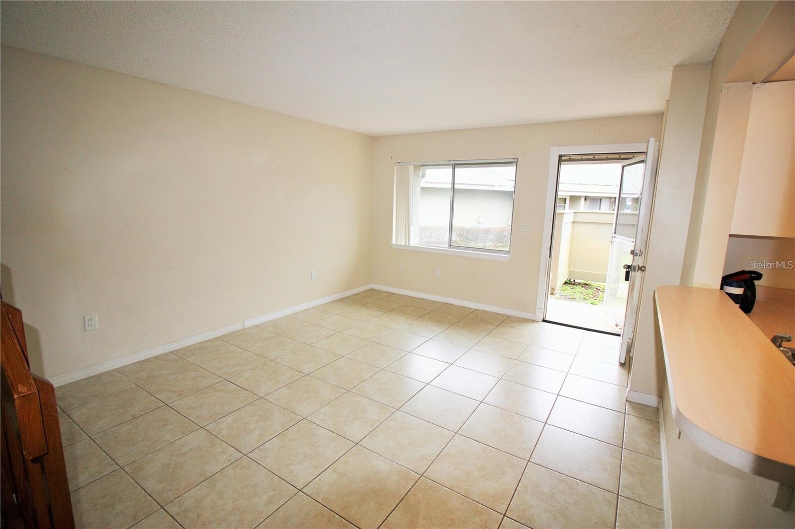 PHEASANT RUN AT ROSEMONT CONDO - Residential