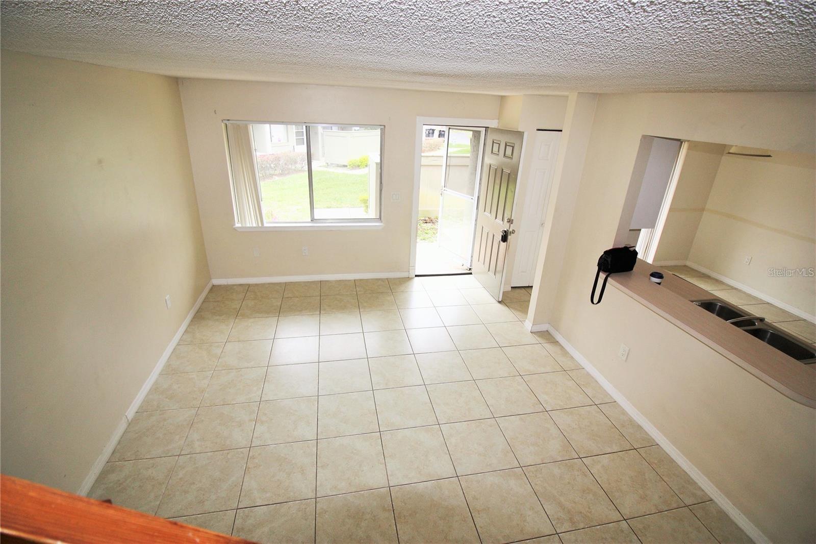 PHEASANT RUN AT ROSEMONT CONDO - Residential