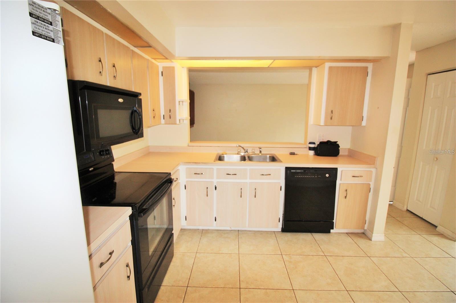 PHEASANT RUN AT ROSEMONT CONDO - Residential