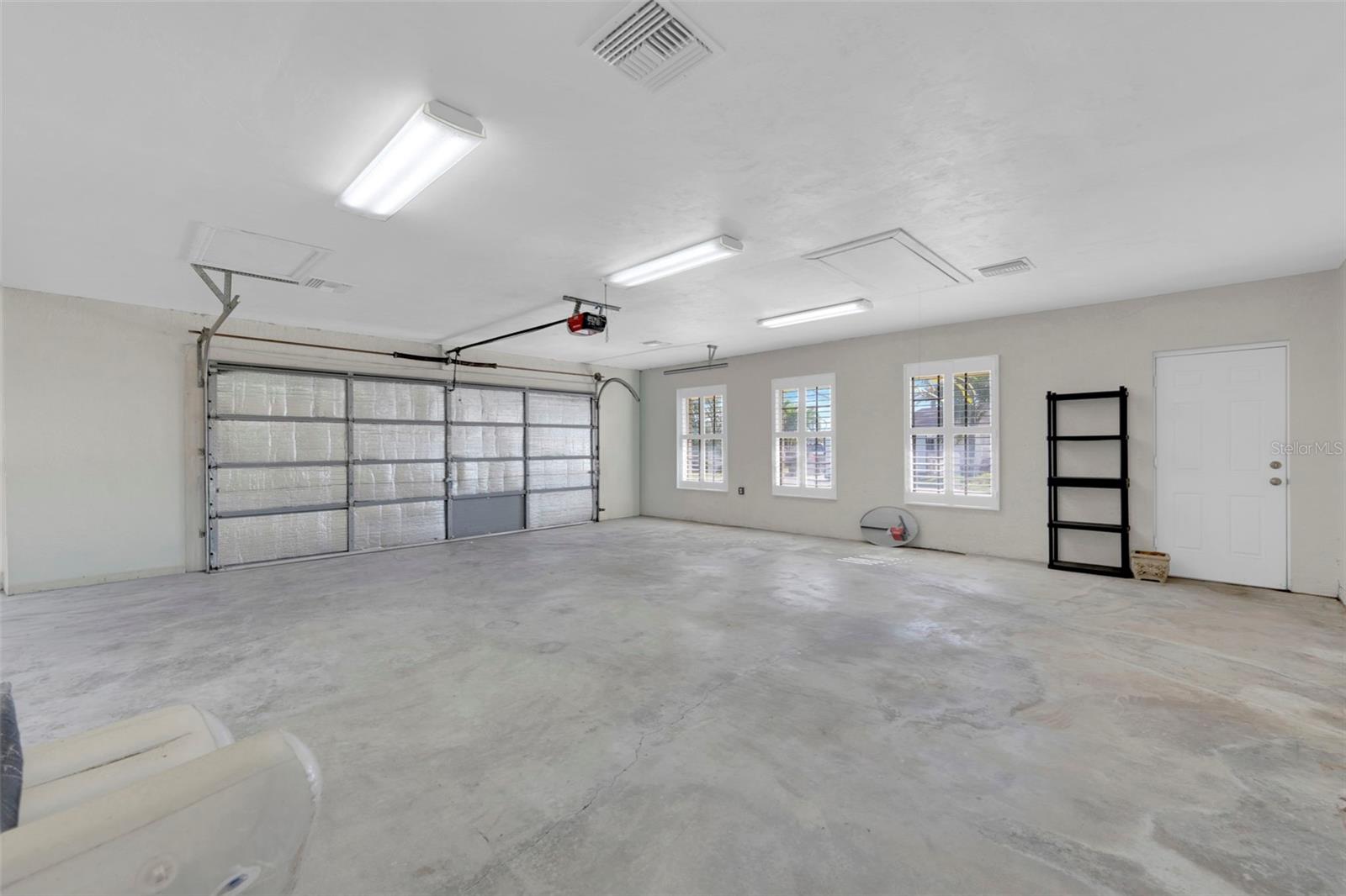 RIVER FOREST ISLAND - Residential