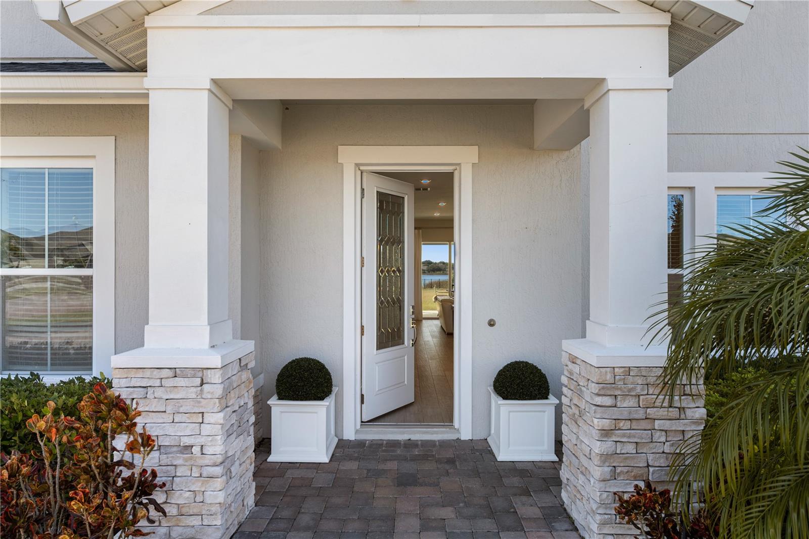 17052 SECRET HOLLOW LOOP