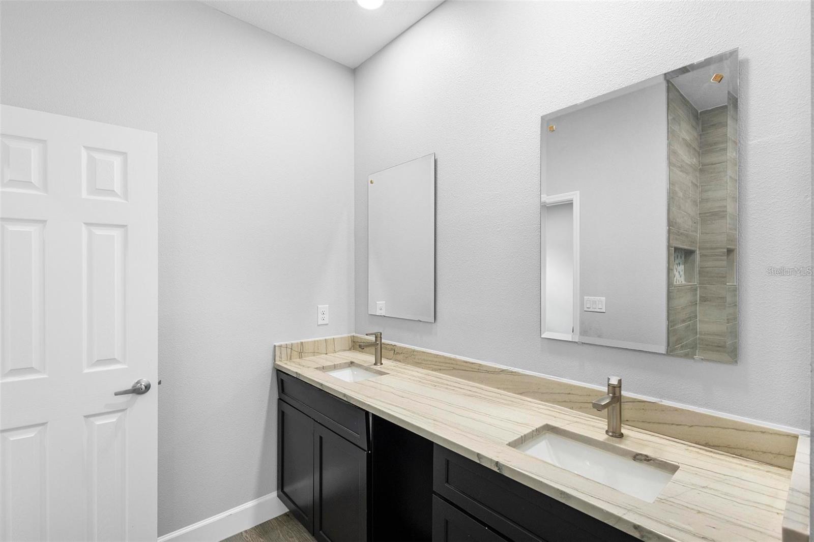 DAYTONA PARK ESTATES SEC F - Residential