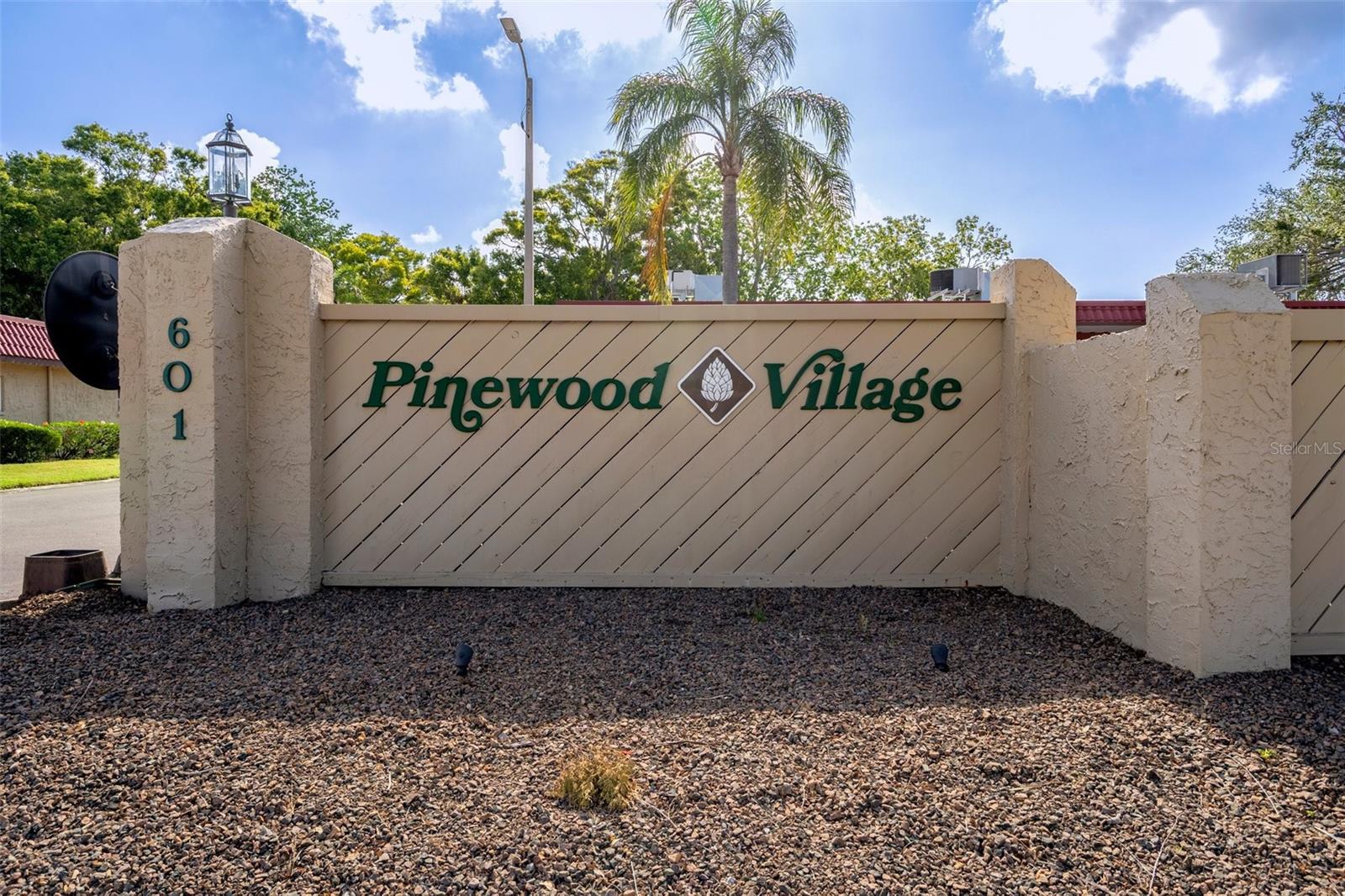 601 N HERCULES AVENUE 1602