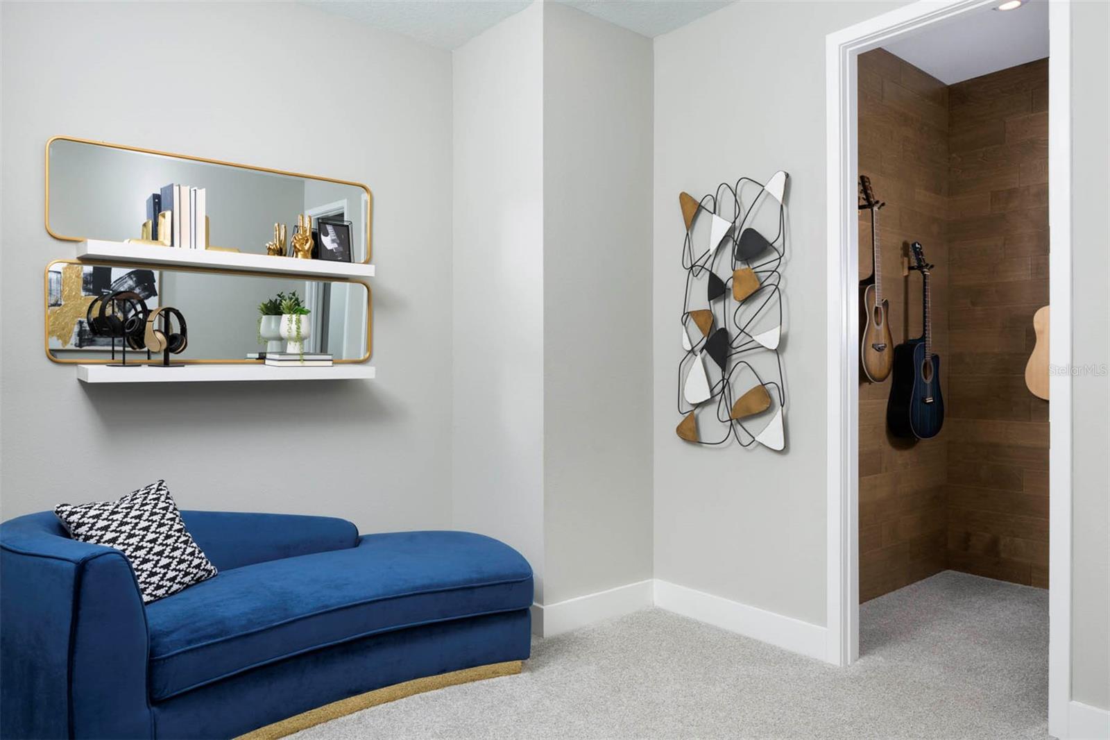 SUNSTONE AT WELLEN PARK - Residential