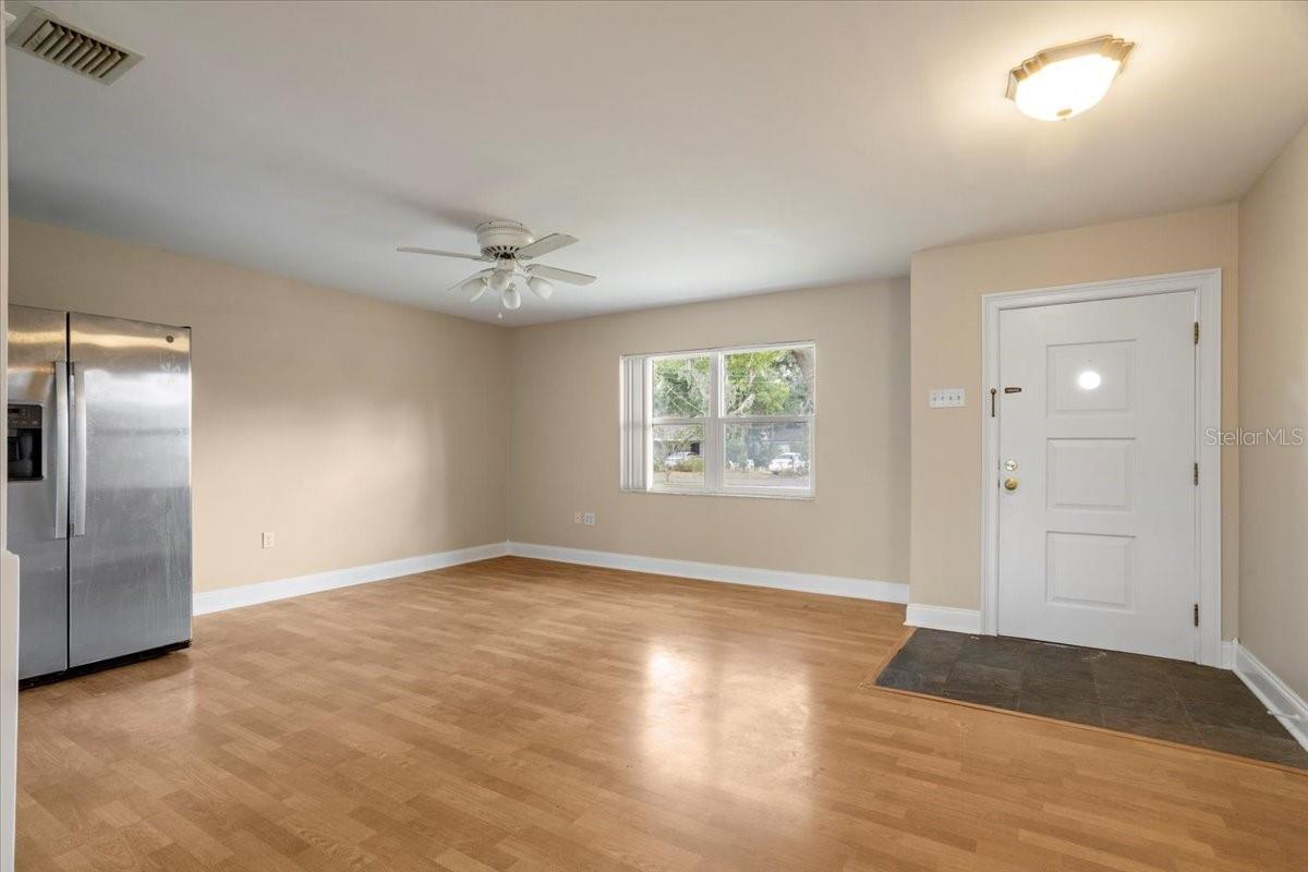 ROACH SUB - Residential Lease