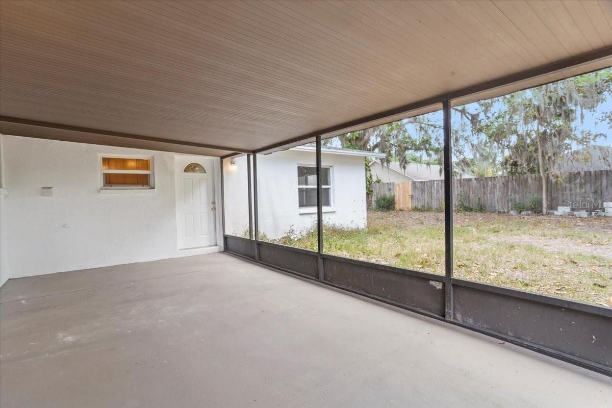 ROACH SUB - Residential Lease