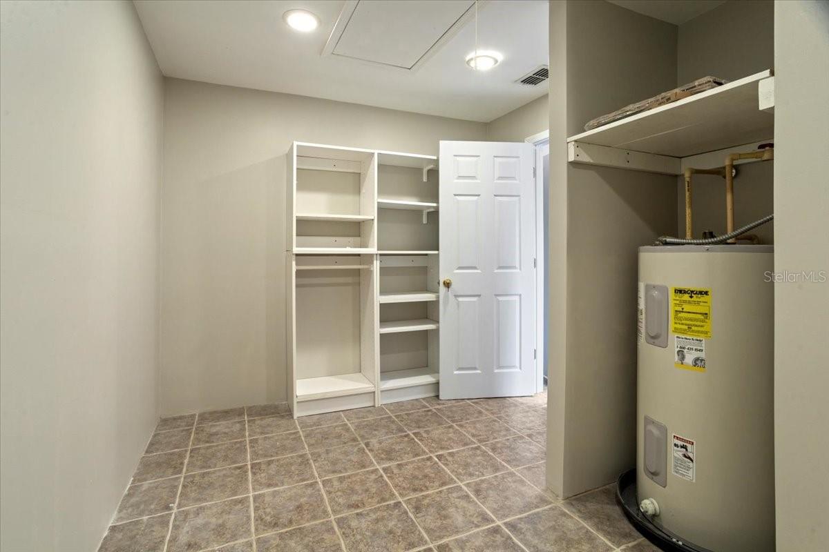 ROACH SUB - Residential Lease