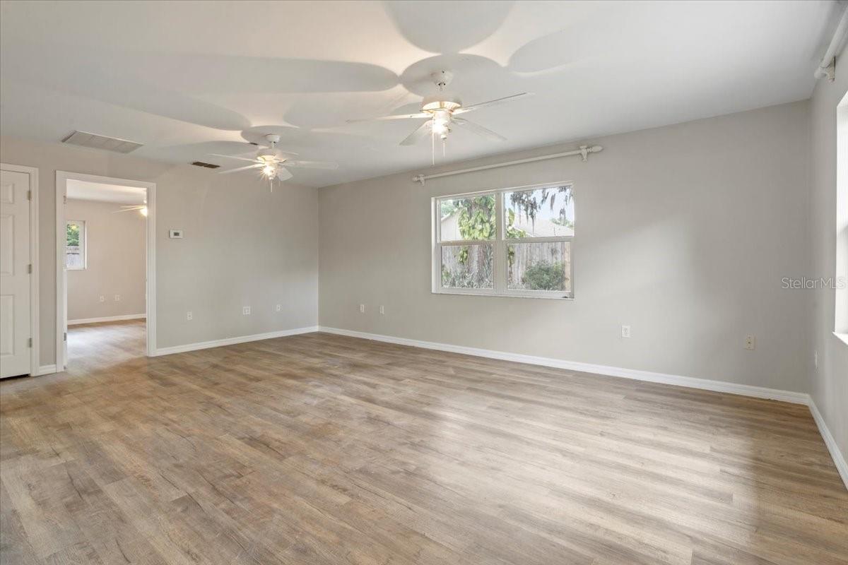 ROACH SUB - Residential Lease