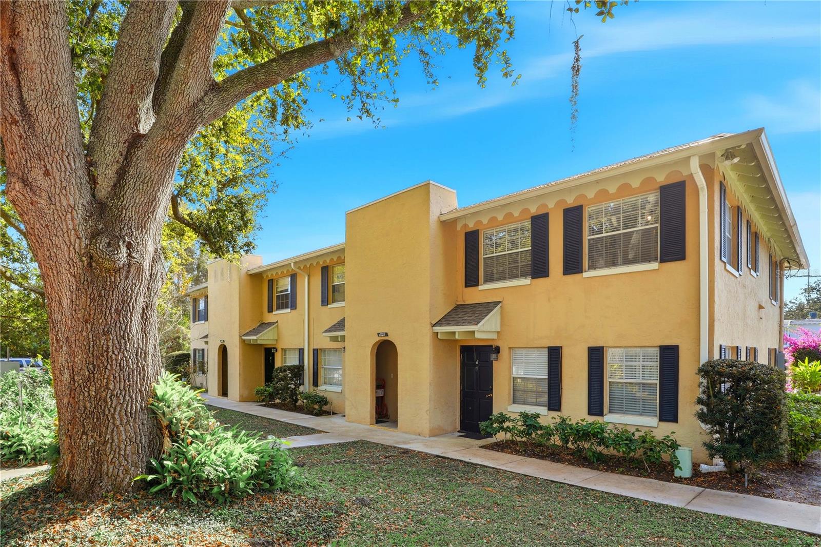 BRIARWOOD CONDO - Residential