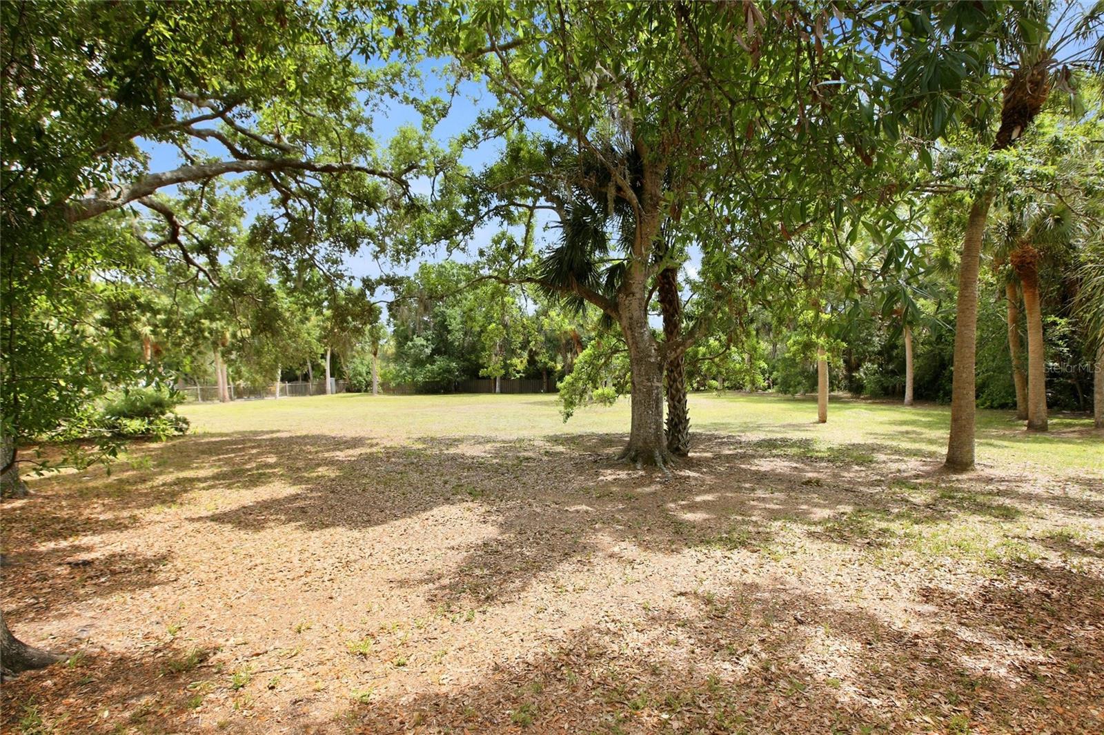 MISSION VALLEY ESTATE SEC A - Residential