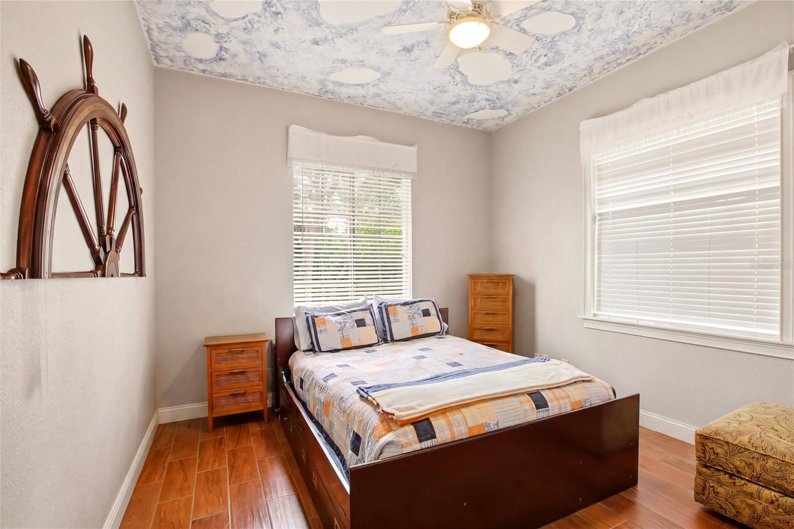 MISSION VALLEY ESTATE SEC A - Residential