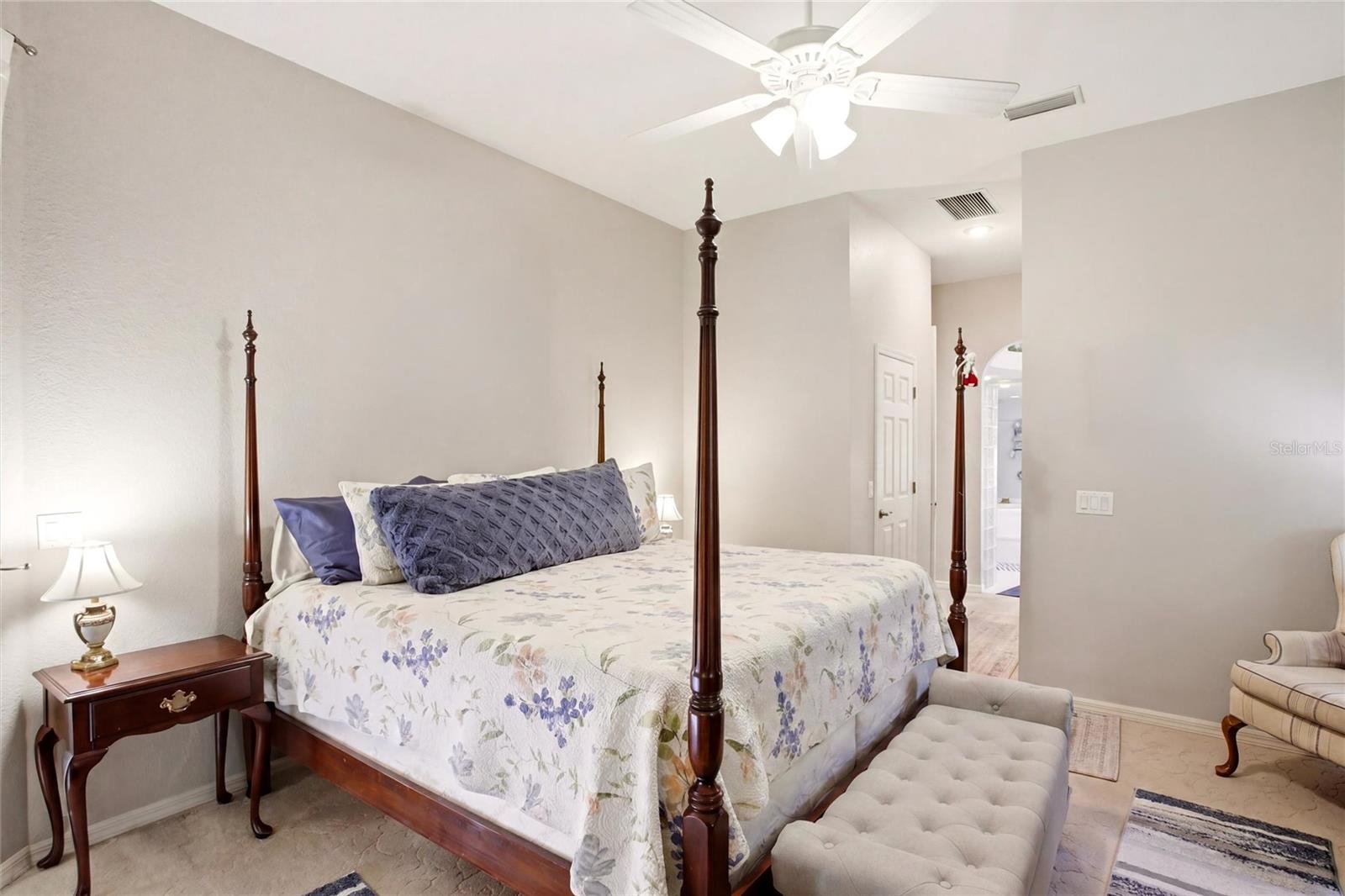 MISSION VALLEY ESTATE SEC A - Residential