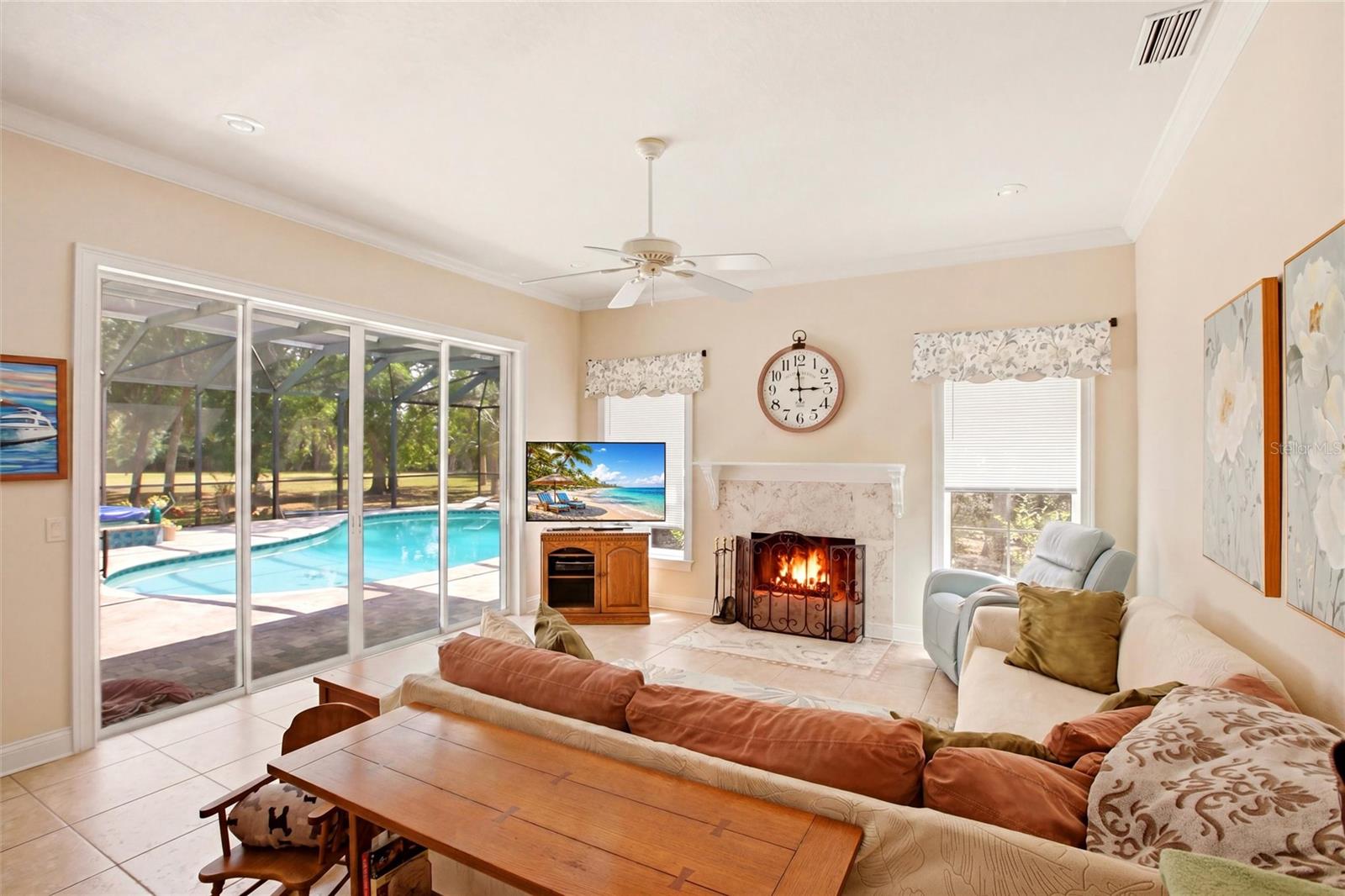 MISSION VALLEY ESTATE SEC A - Residential