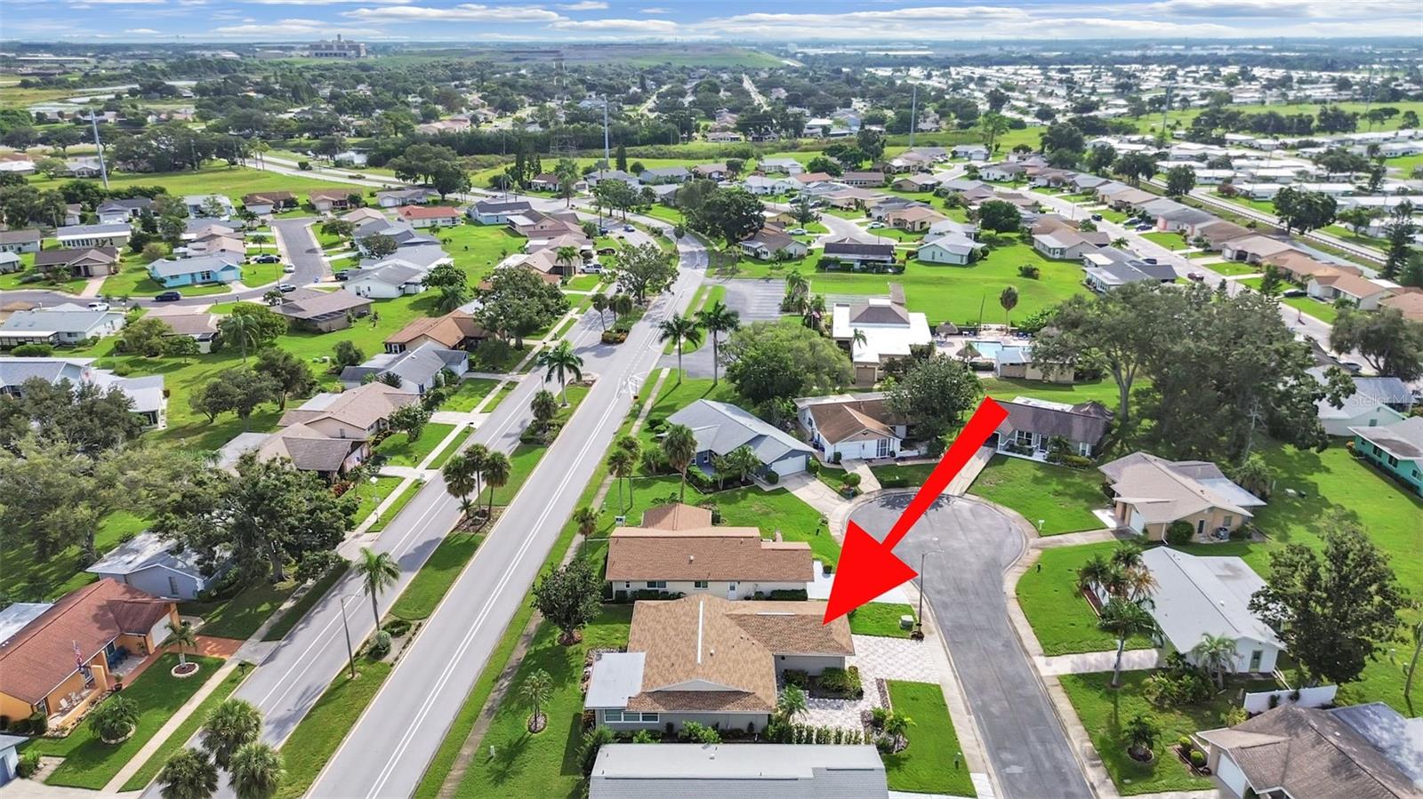 4514 SUPERIOR LANE
