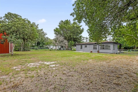 Tiny photo for 2012 Helms Avenue, Leesburg, FL 34748 (MLS # N6146401)