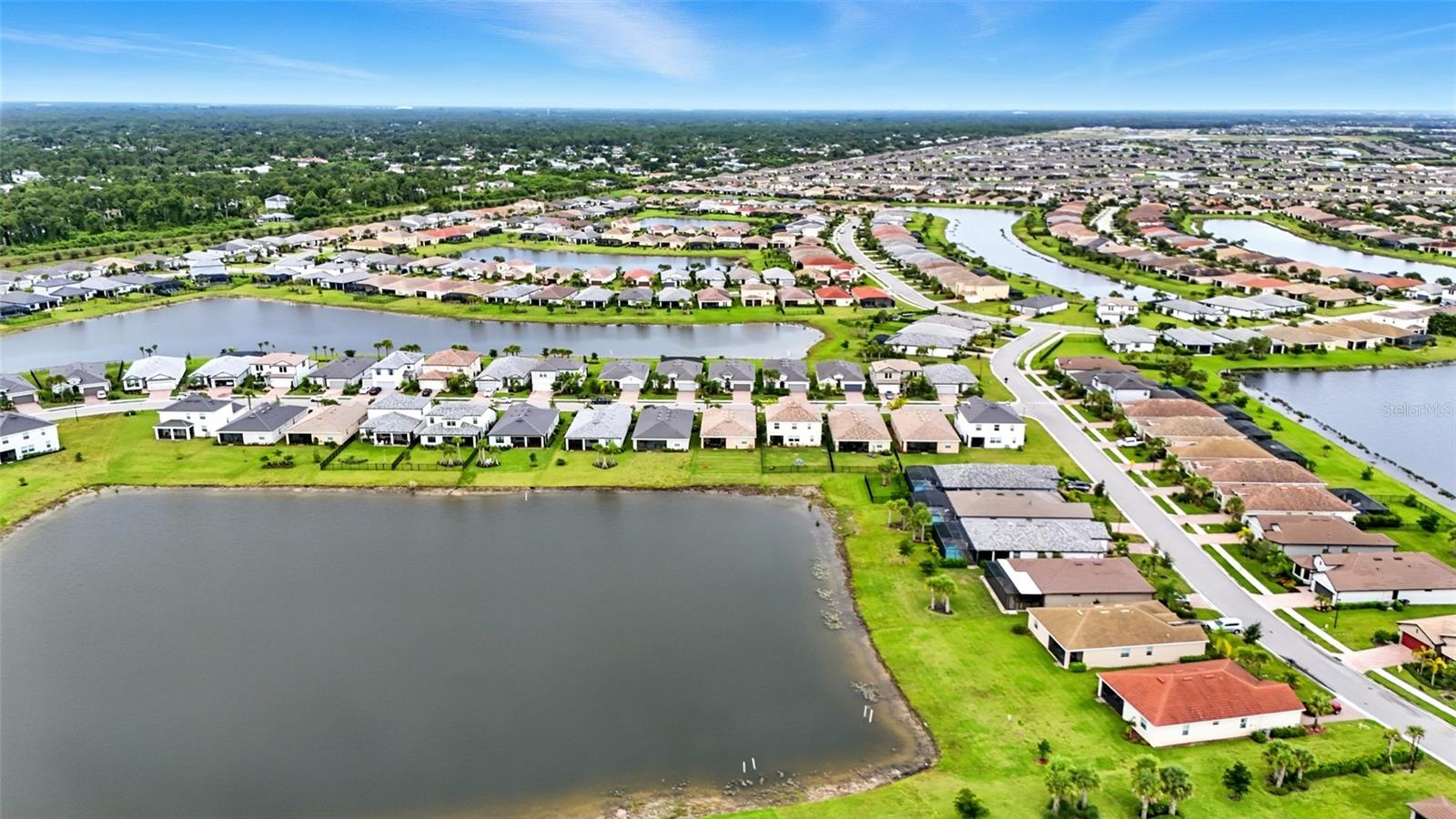 HAMPTON LKS/RIVER HALL SOUTH - Residential