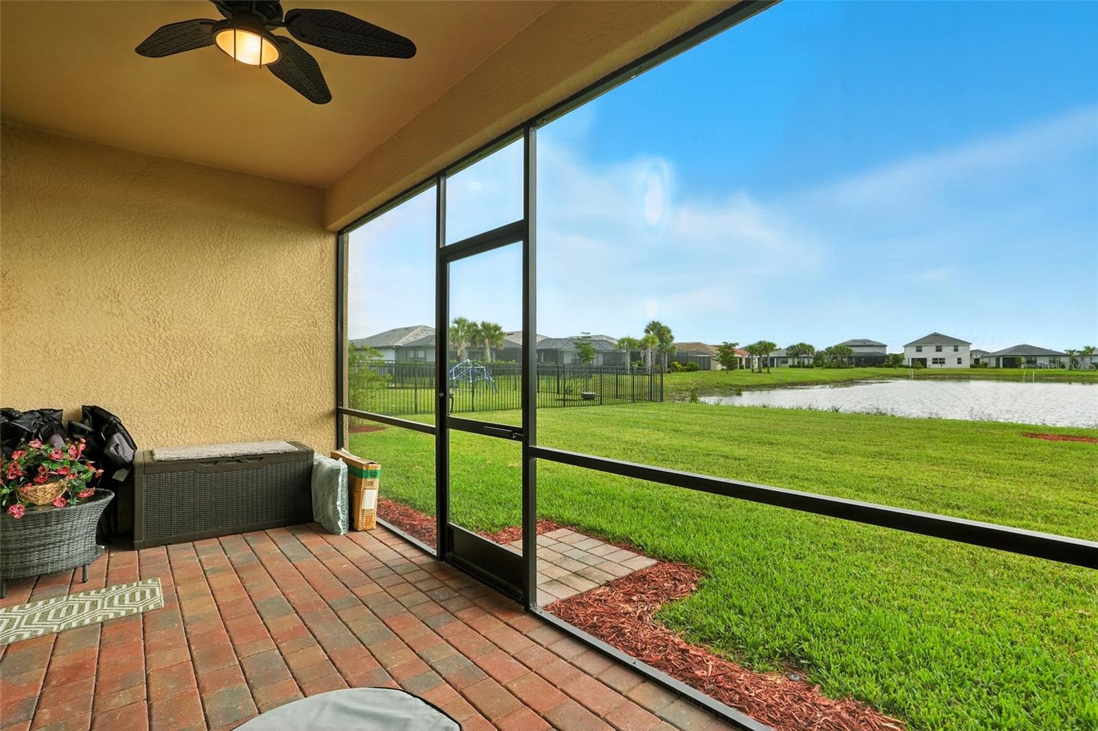 HAMPTON LKS/RIVER HALL SOUTH - Residential