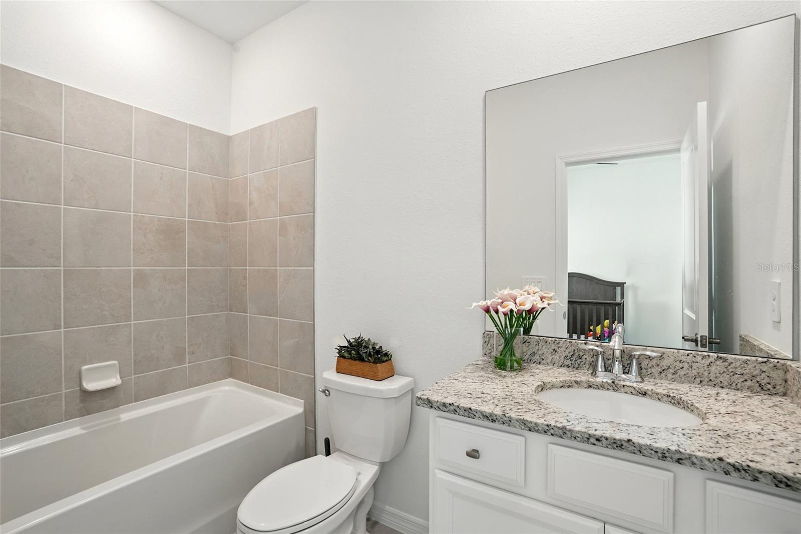 HAMPTON LKS/RIVER HALL SOUTH - Residential