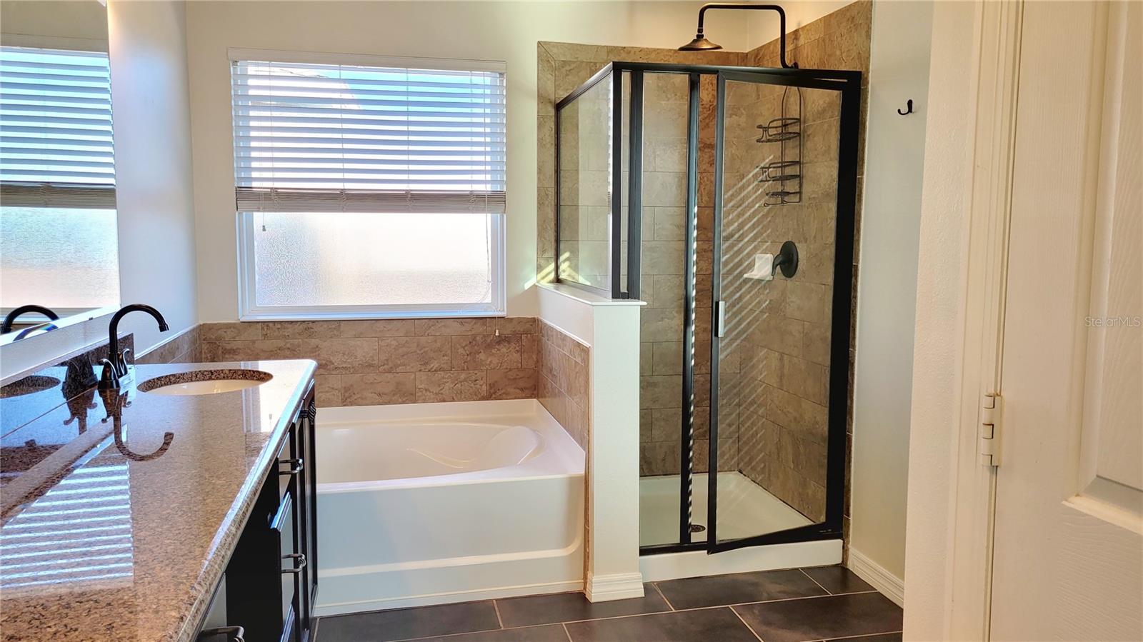 SUMMERLAKE PD PH 1B - Residential Lease