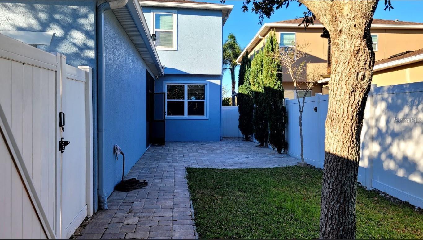 SUMMERLAKE PD PH 1B - Residential Lease