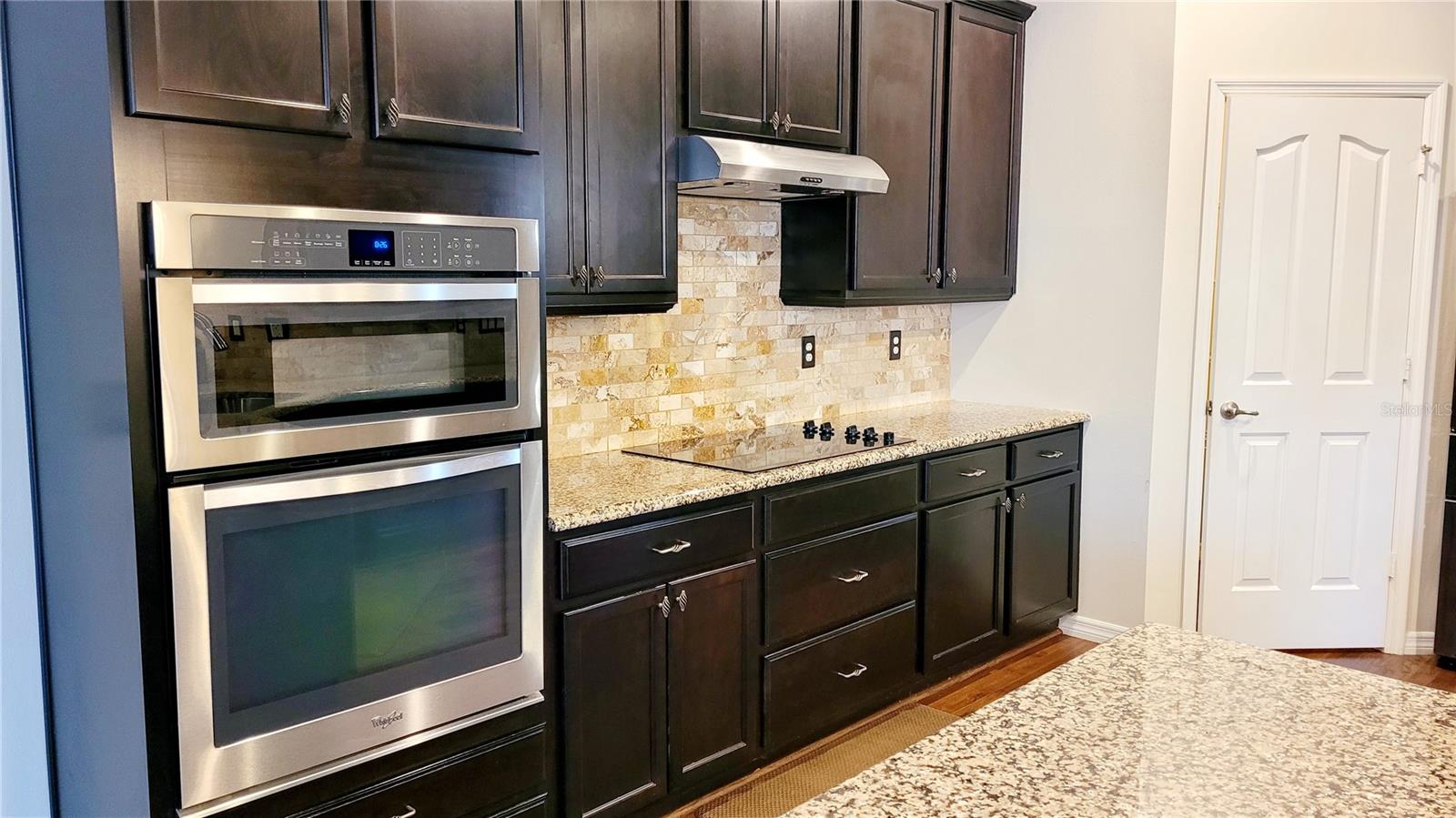 SUMMERLAKE PD PH 1B - Residential Lease