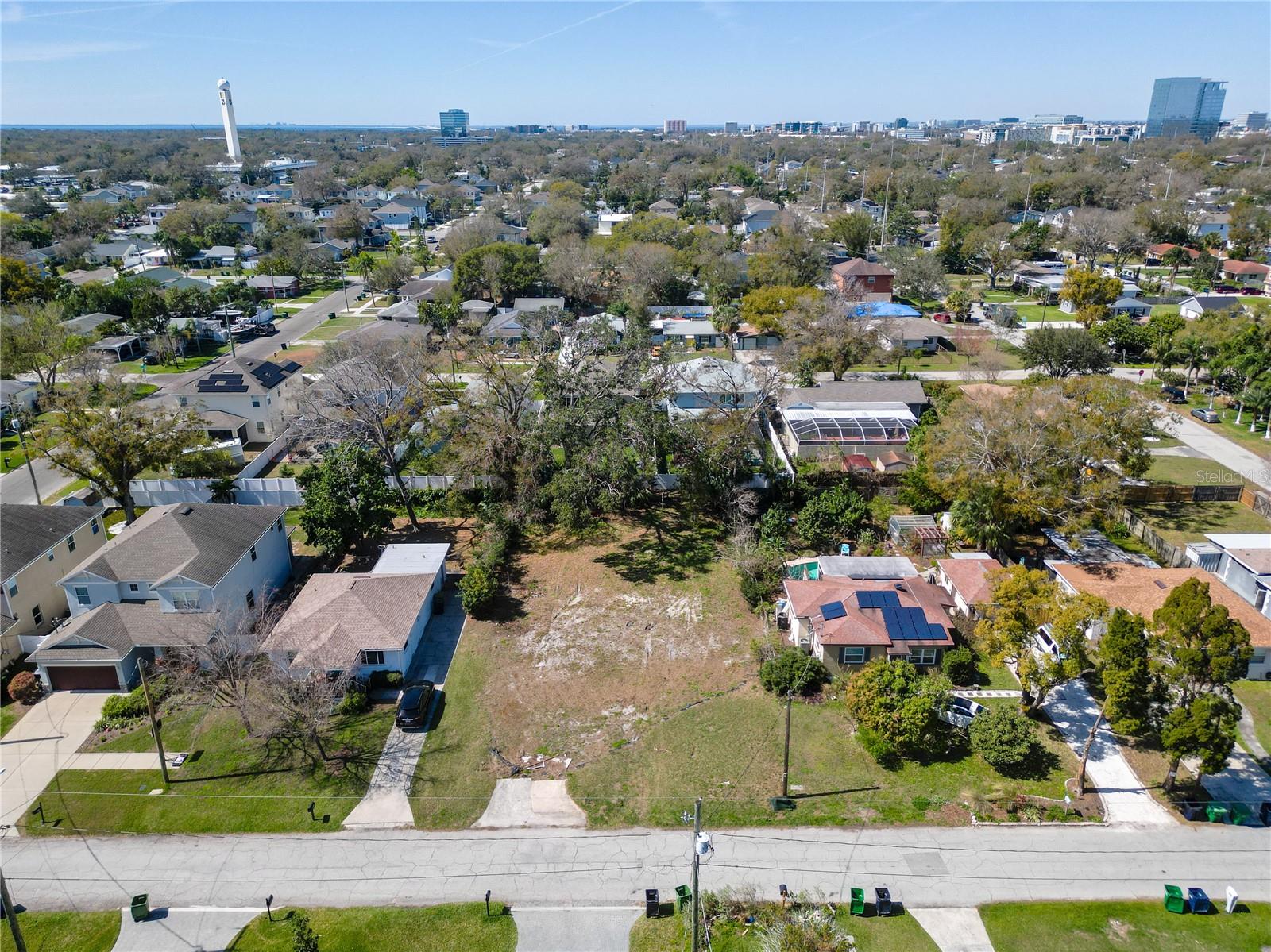 306 N EXCELDA AVENUE