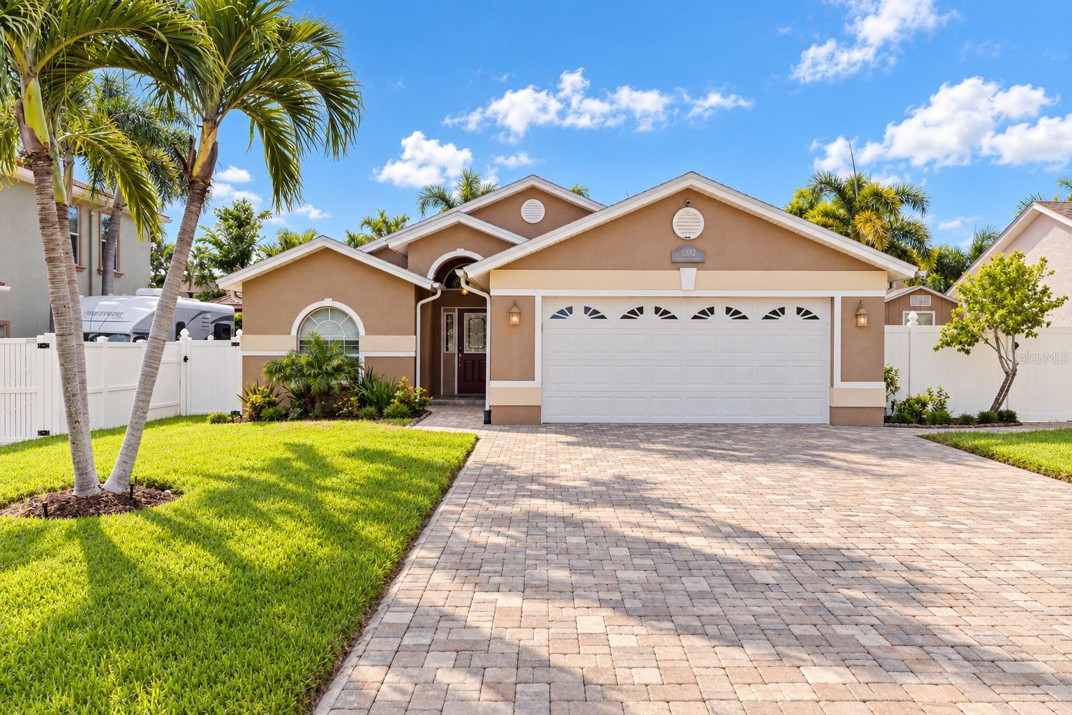 10612 LAKE VISTA DRIVE