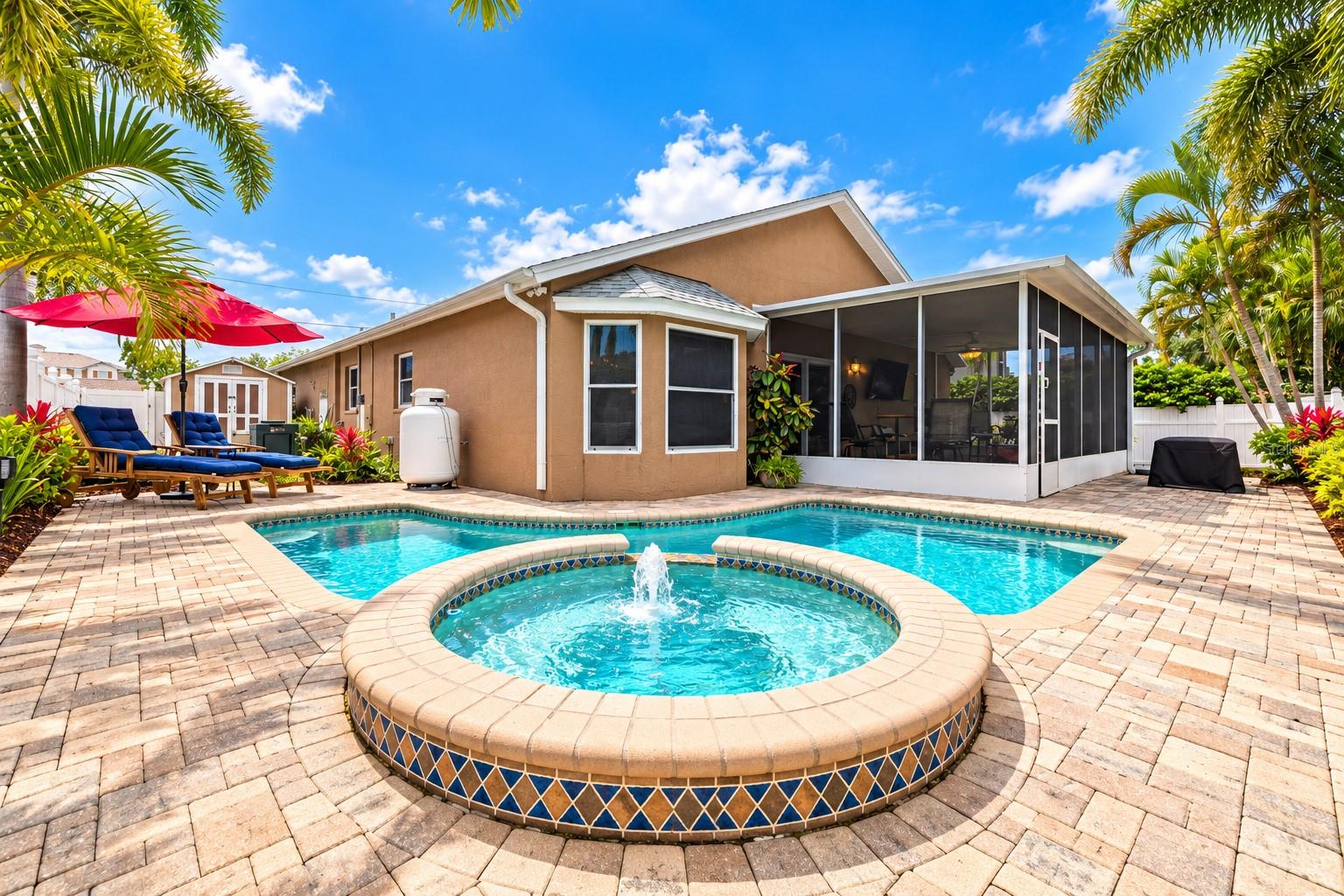 10612 LAKE VISTA DRIVE