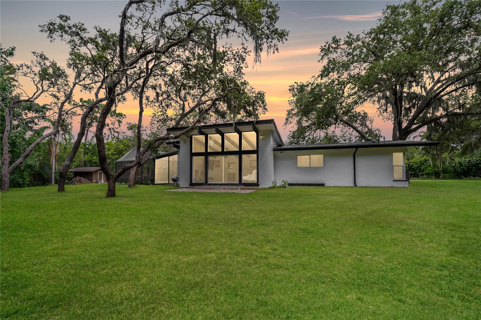 1870 OAK CREEK DRIVE