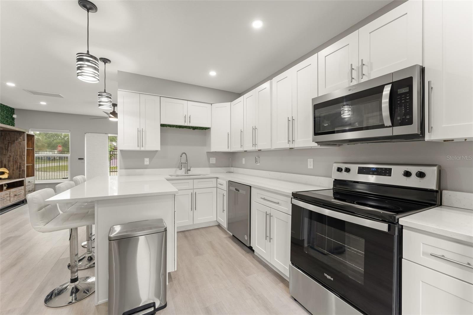 MIDWAY - Residential