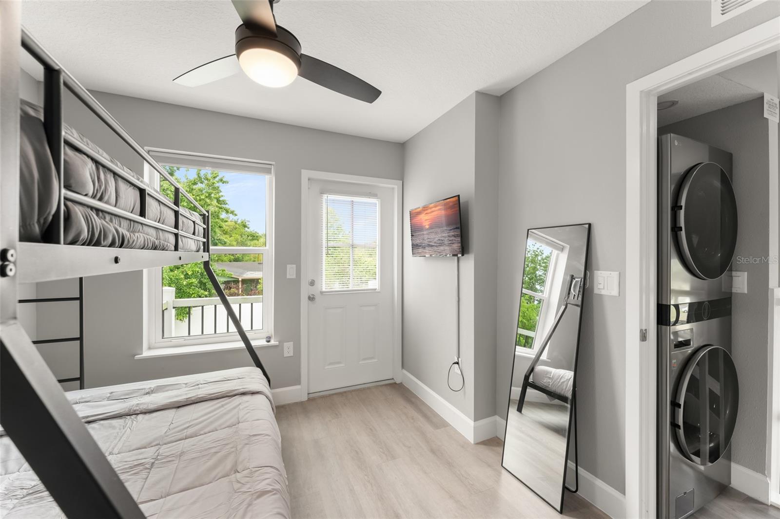 MIDWAY - Residential