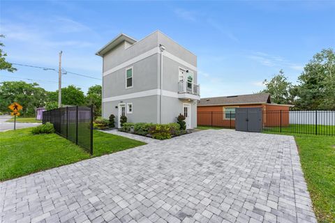 Photo of 2951 Kings Road, Sanford, FL 32771 (MLS # O6394838)