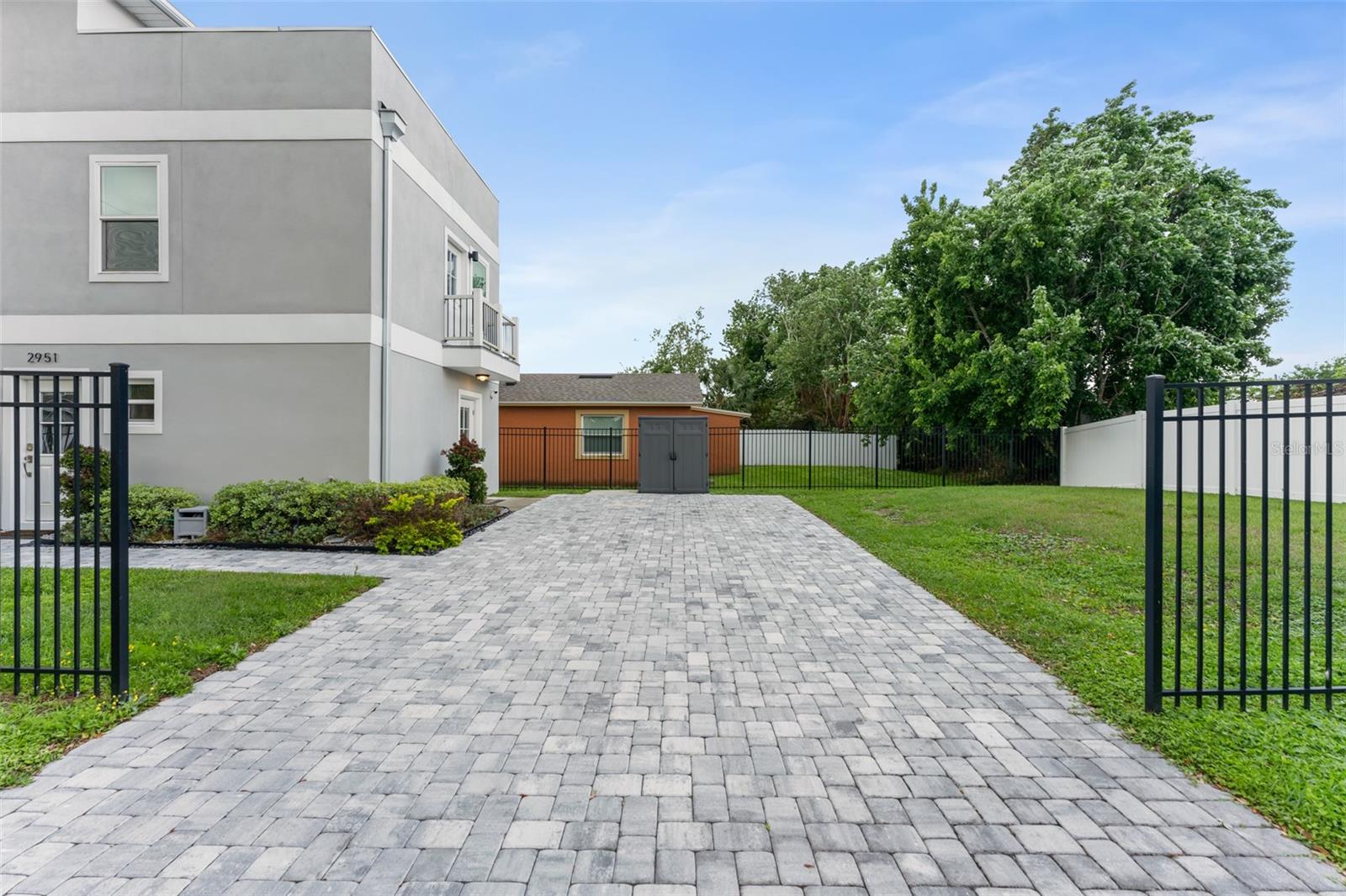 MIDWAY - Residential