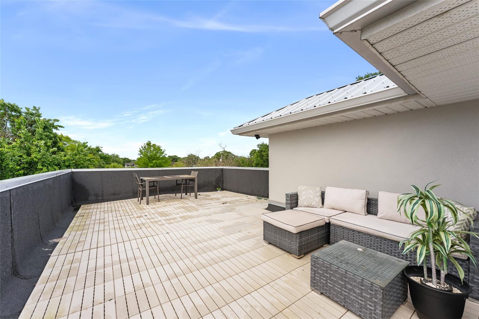 MIDWAY - Residential