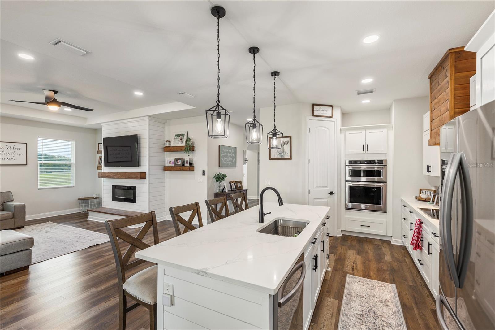 DRAKE ESTATES SUB - Residential