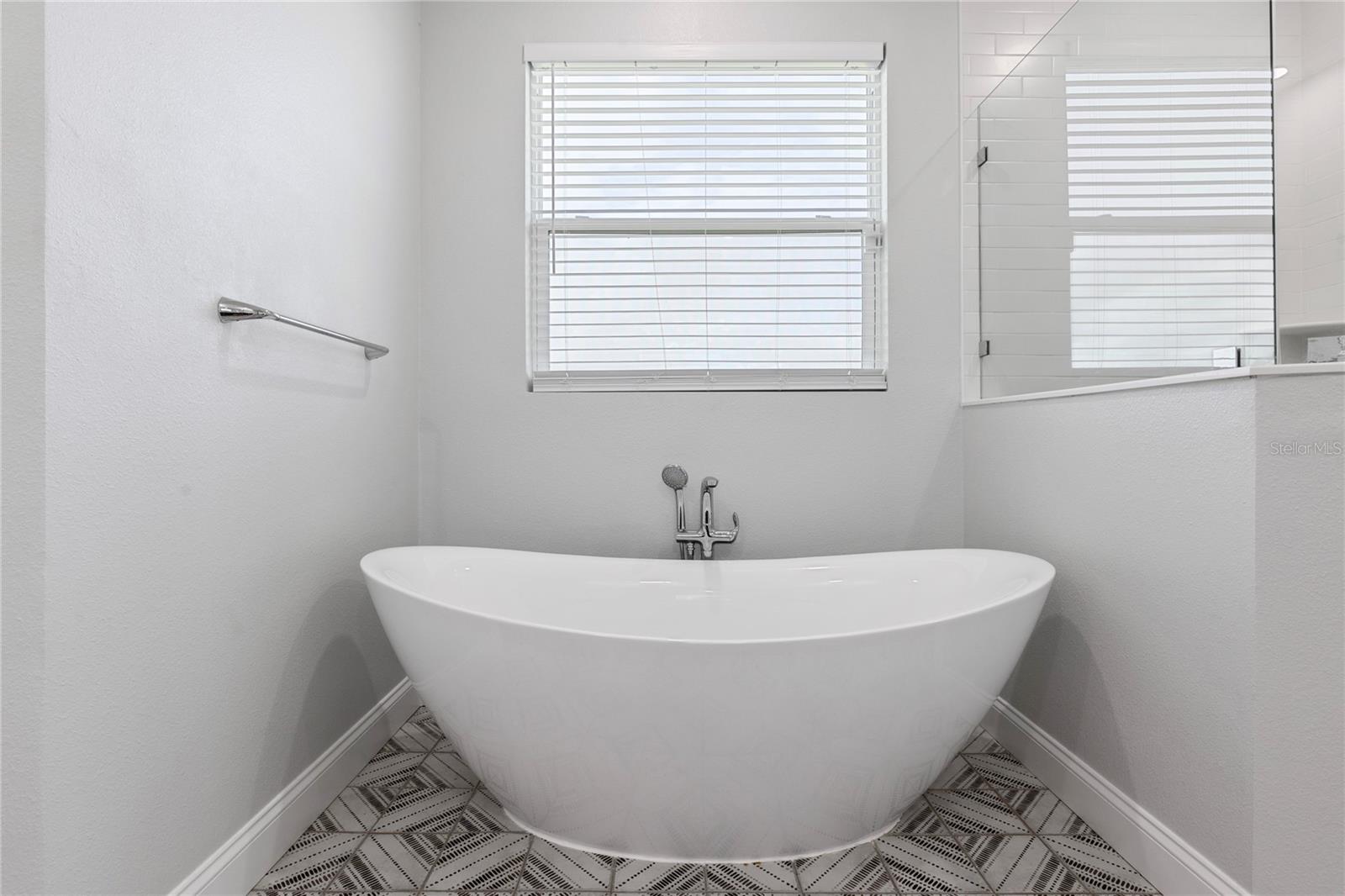 DRAKE ESTATES SUB - Residential