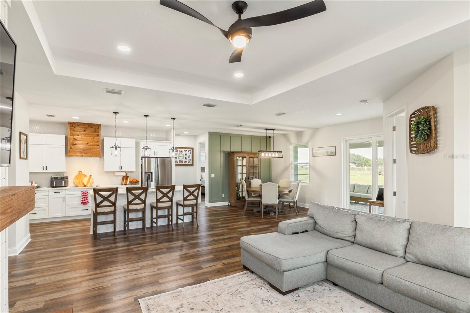 DRAKE ESTATES SUB - Residential