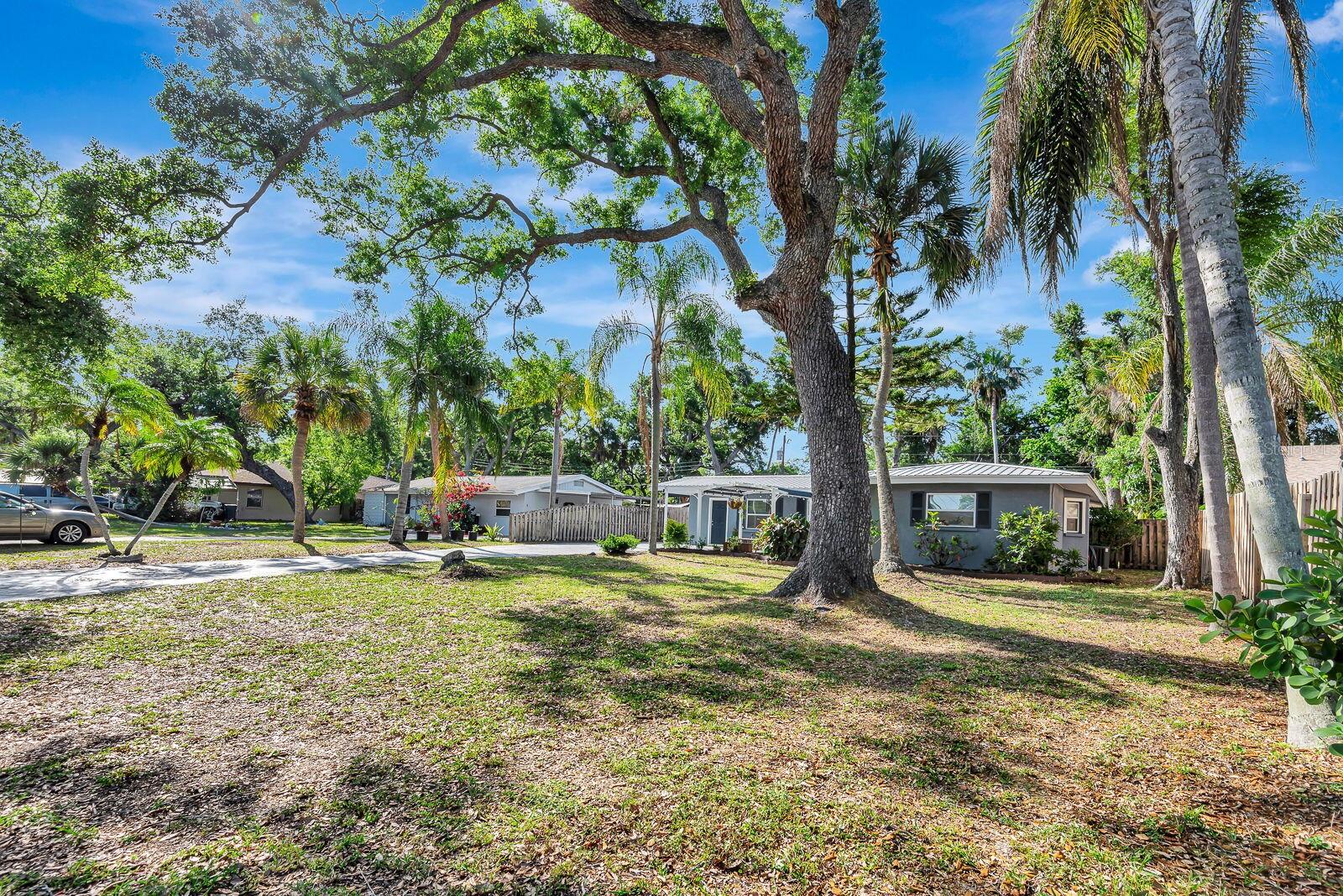 COLLEGE HEIGHTS - Residential