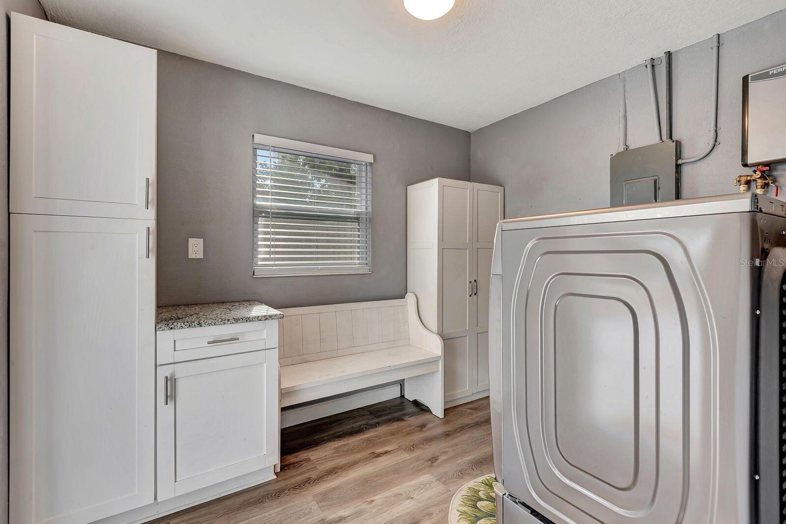 COLLEGE HEIGHTS - Residential