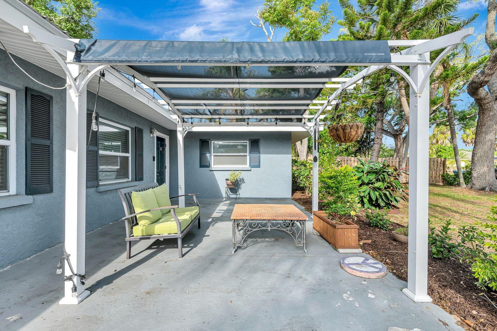 COLLEGE HEIGHTS - Residential