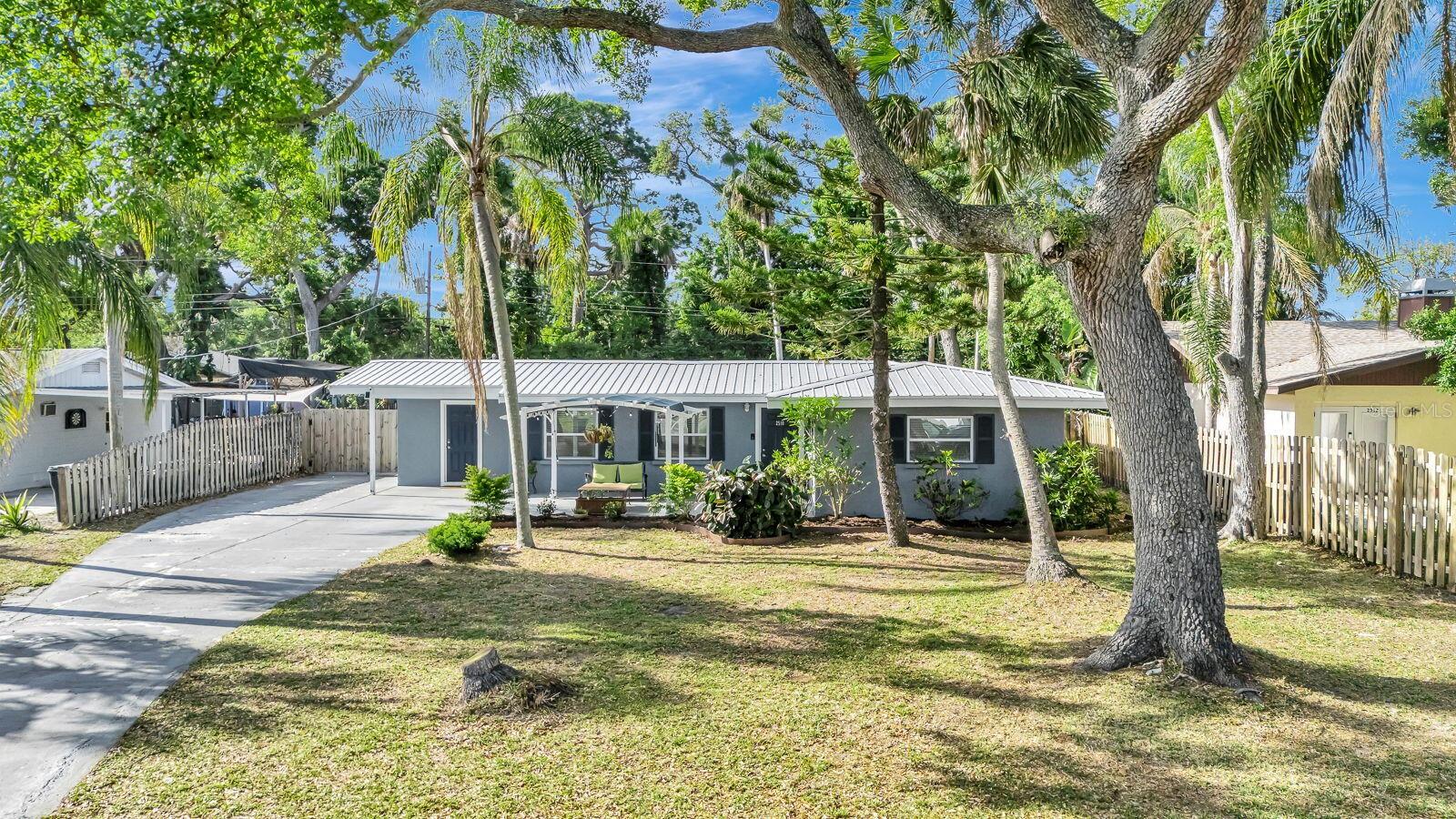 COLLEGE HEIGHTS - Residential